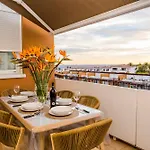 Swing & Golf Penthouse Apartment
